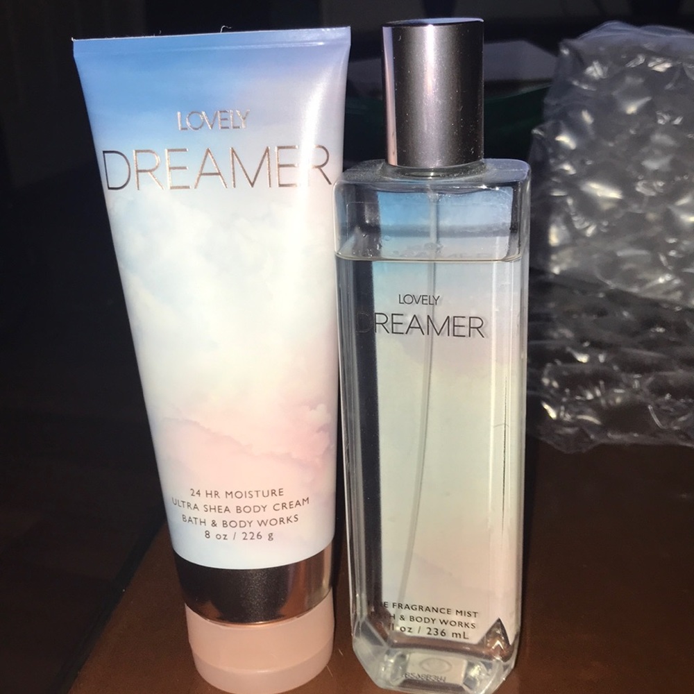 *Price Firm*Lovely Dreamer body spray and lotion
